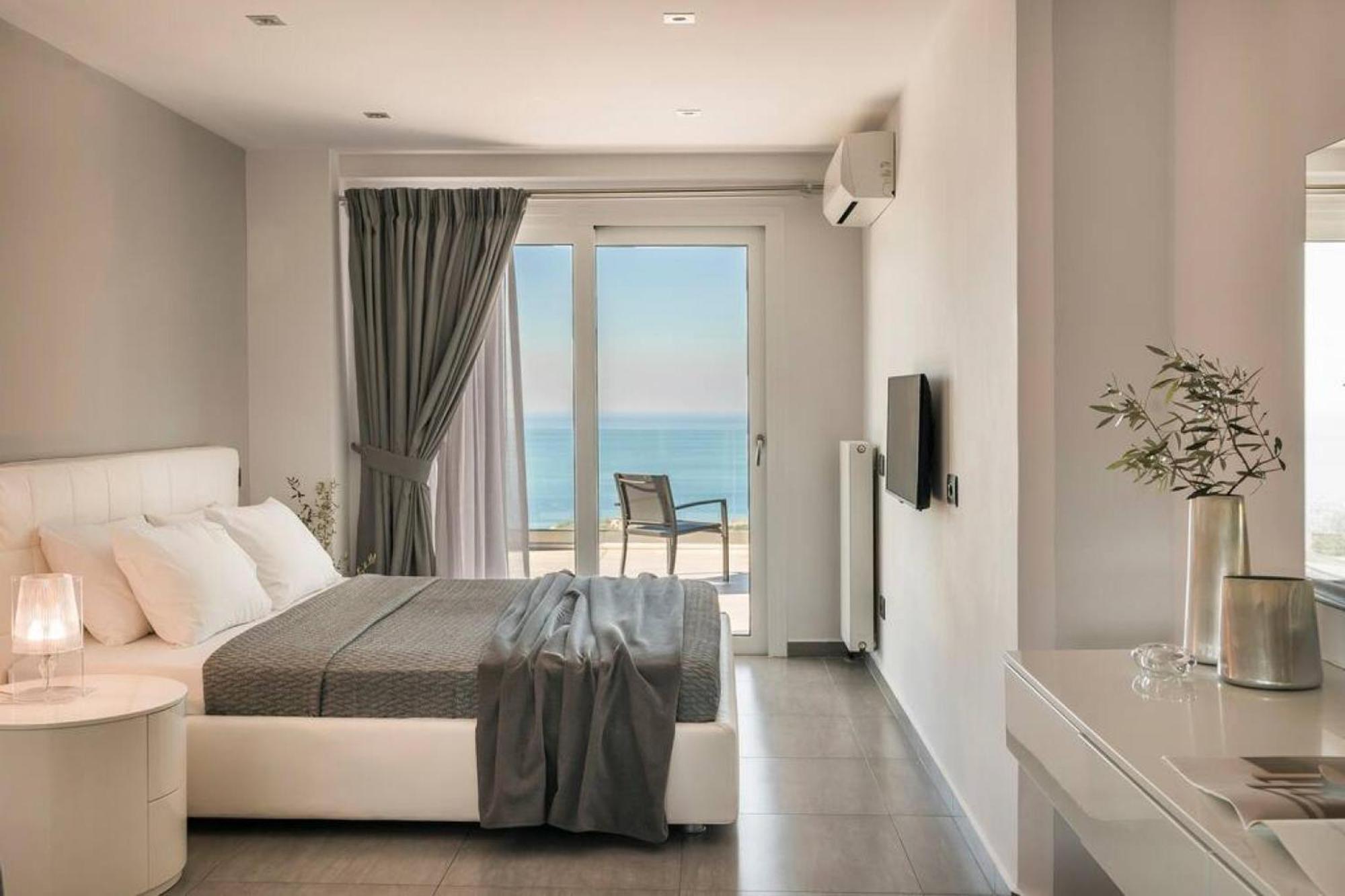 Vila Grande Azzurro In Lakíthra Exteriér fotografie