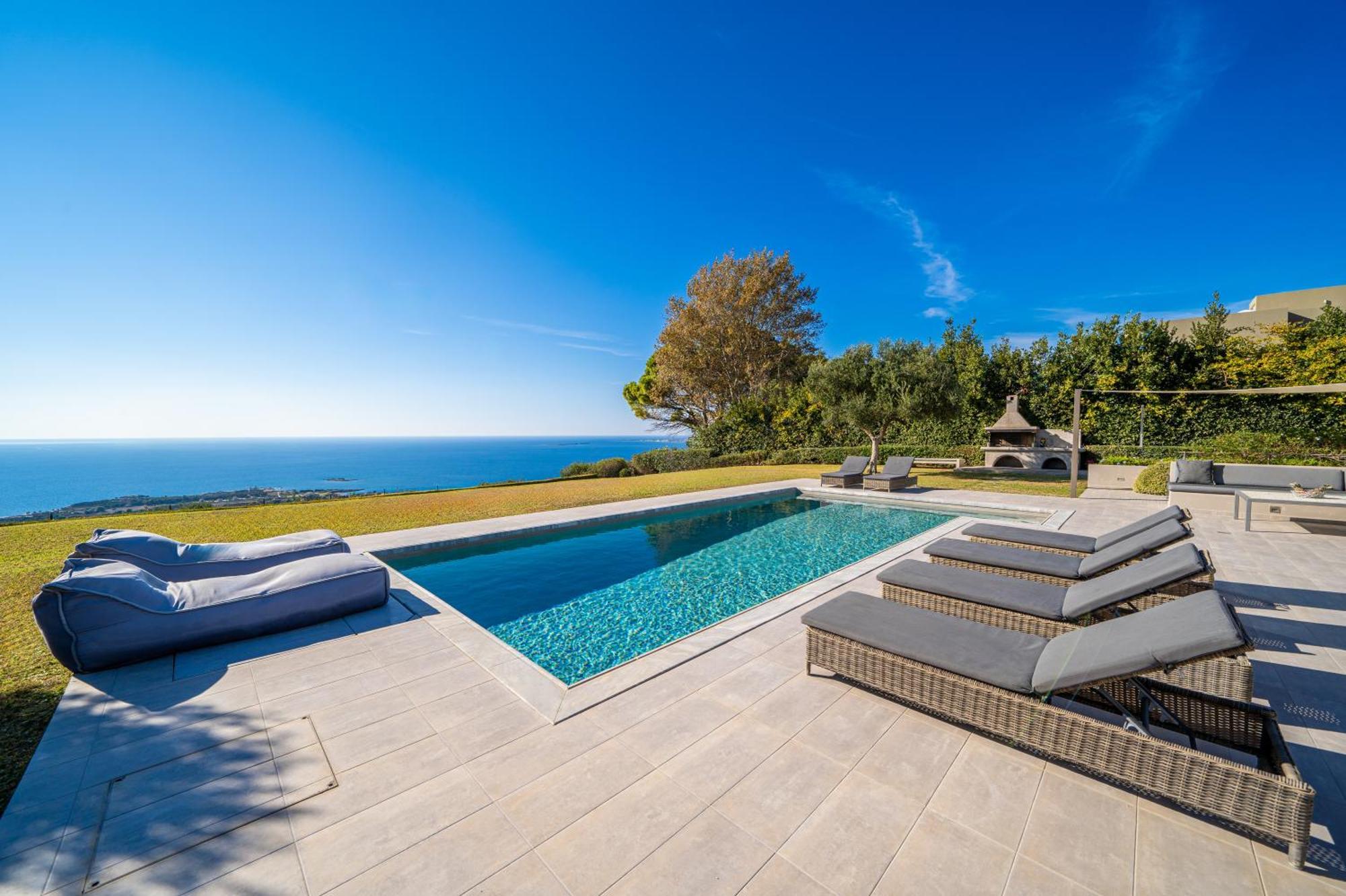 Vila Grande Azzurro In Lakíthra Exteriér fotografie