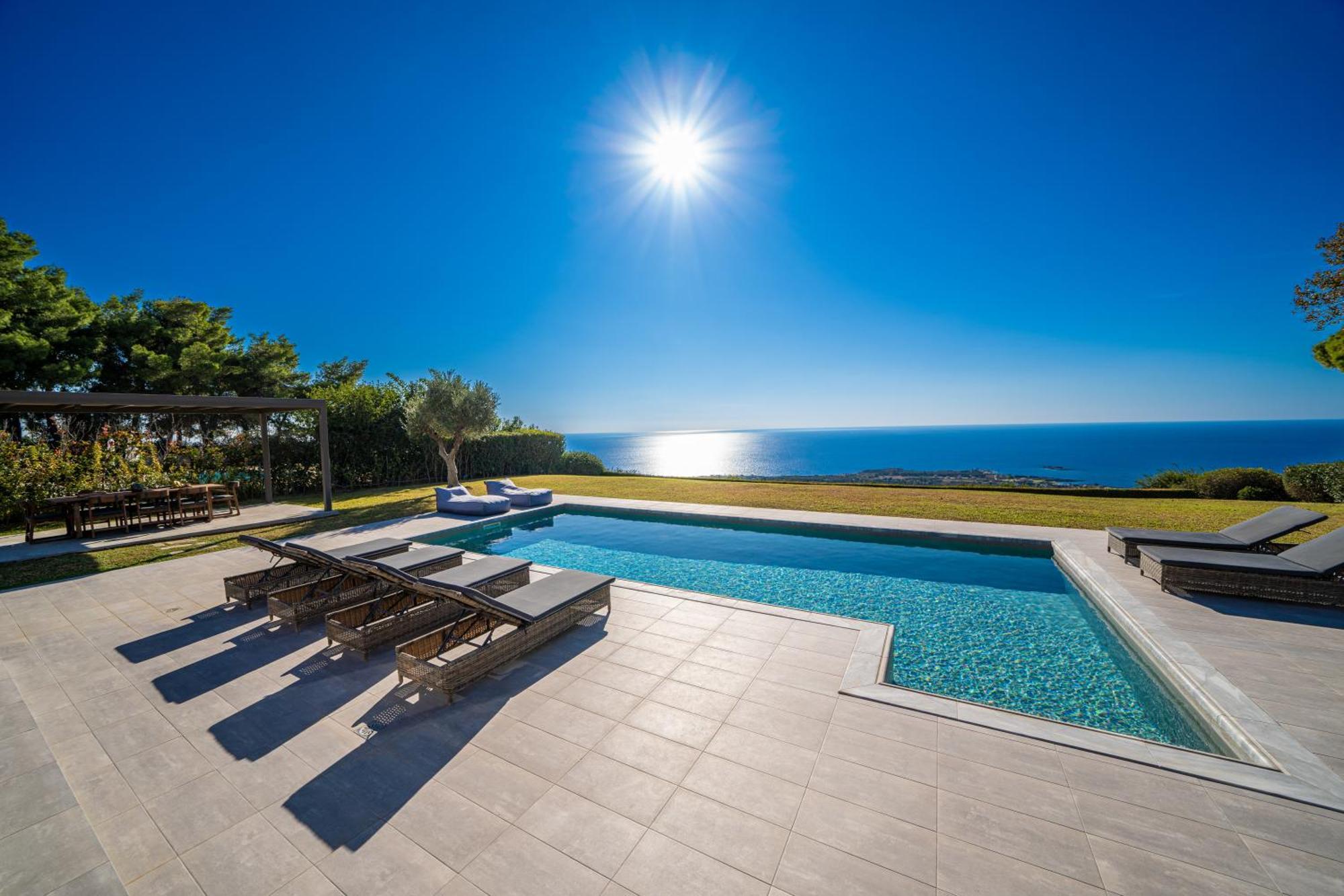 Vila Grande Azzurro In Lakíthra Exteriér fotografie